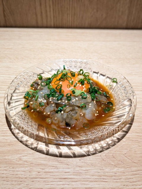 生海老のピリ辛ユッケ