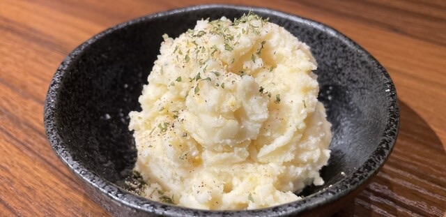 自家製ポテトサラダ